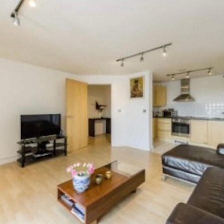 Centrally Located Flat - Battersea Park Road Londra Dış mekan fotoğraf